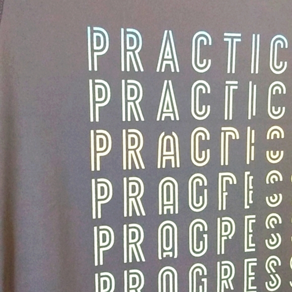 ALL IN MOTION BOYS PRACTICE PROGRESS GRAY PERFORMANCE TEE  SIZE 6-7 SMALL NWOT - Picture 2 of 6